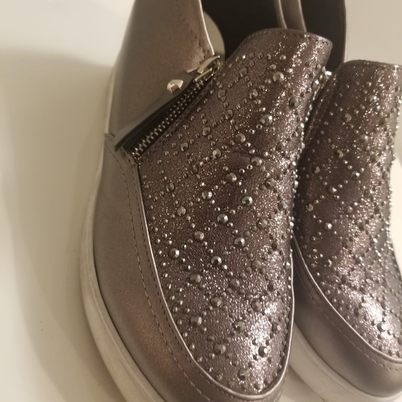 Shoes with hidden heels inside - Picture 3 of 4